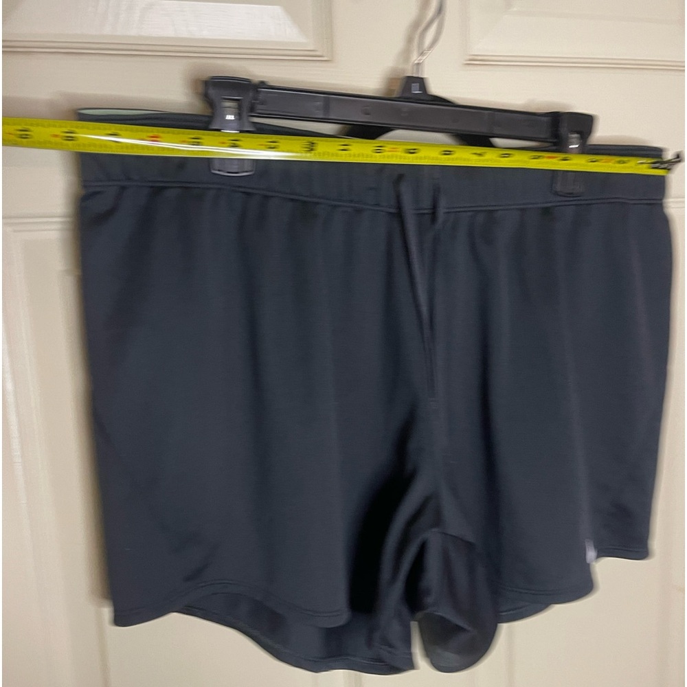 Nike shorts - Picture 5 of 8